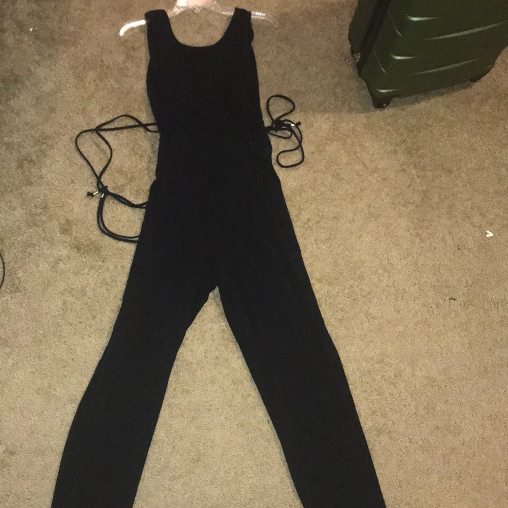 Black one piece 😍